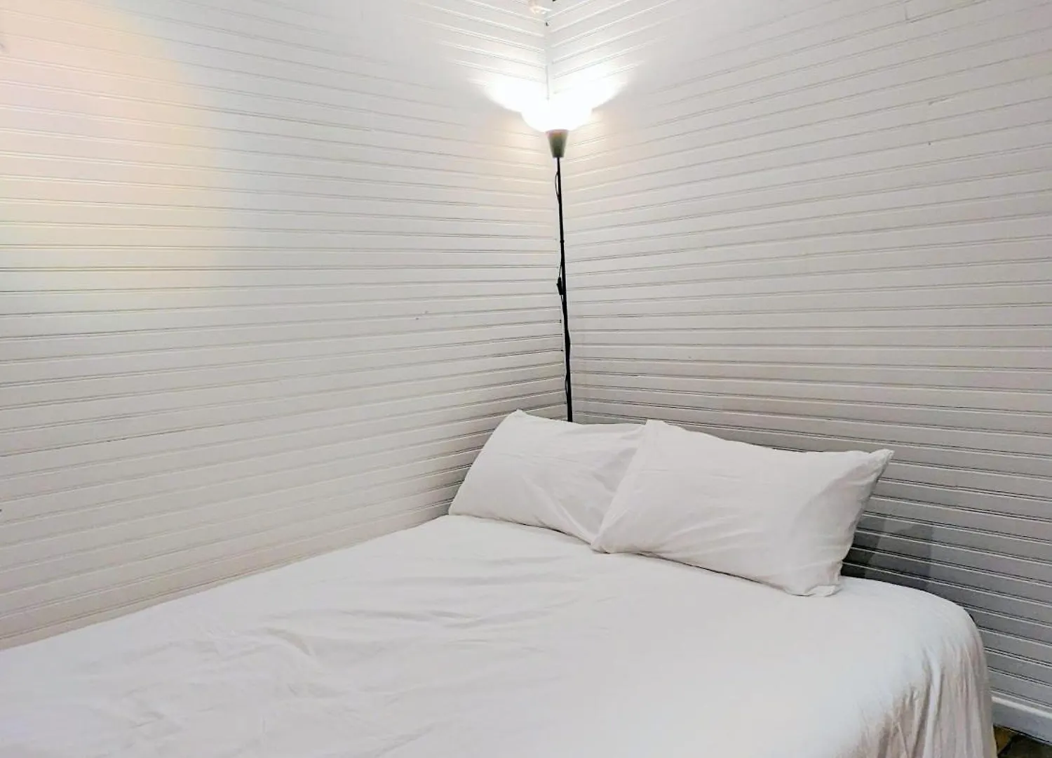 Cozy Apartment Intramuros Near The Station Avignon 0*,  France
