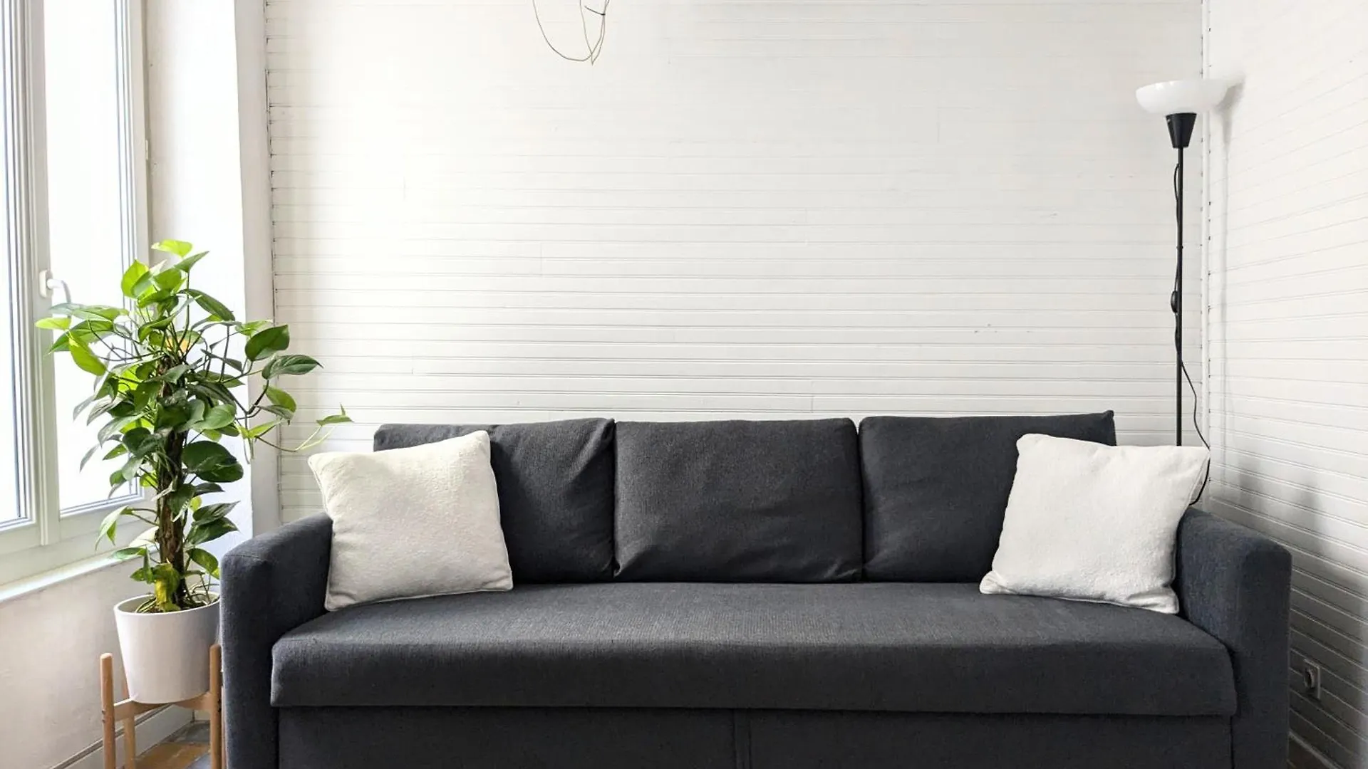 Cozy Apartment Intramuros Near The Station Avignon